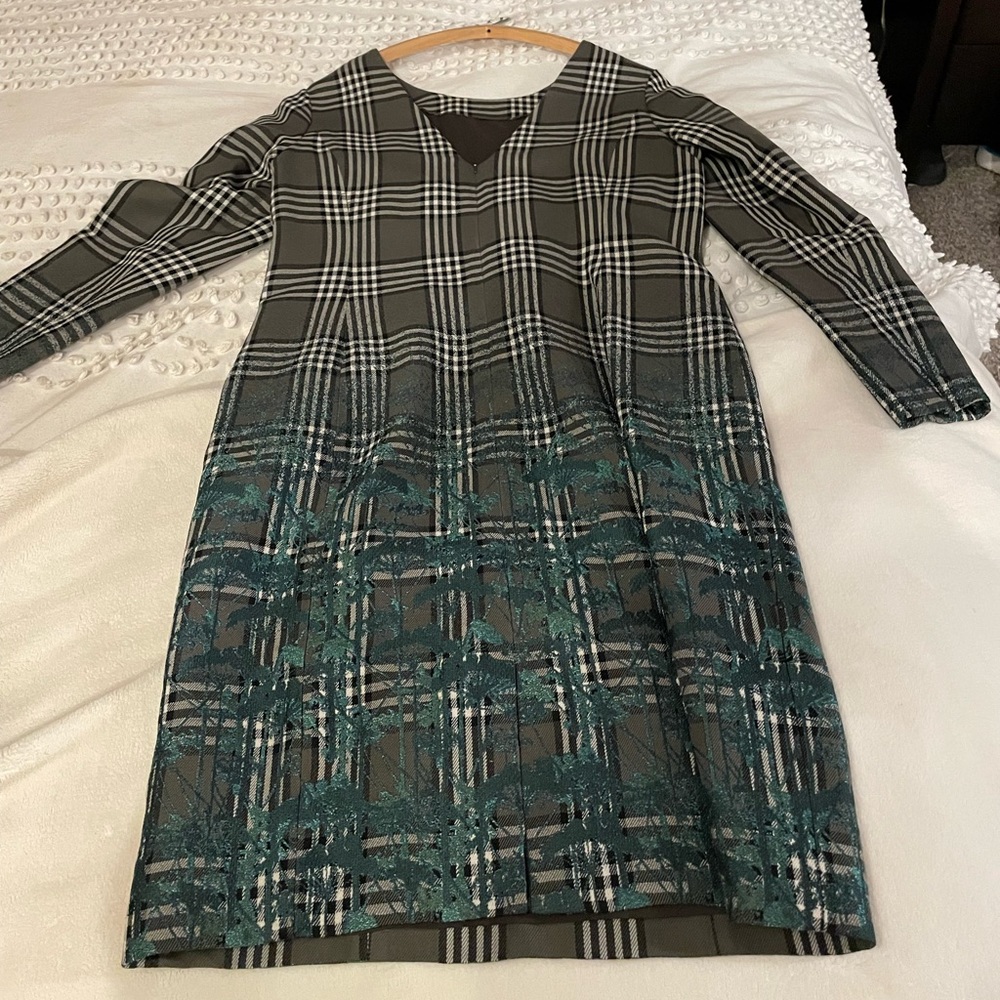 Beautiful, never worn Worth New York wool dress